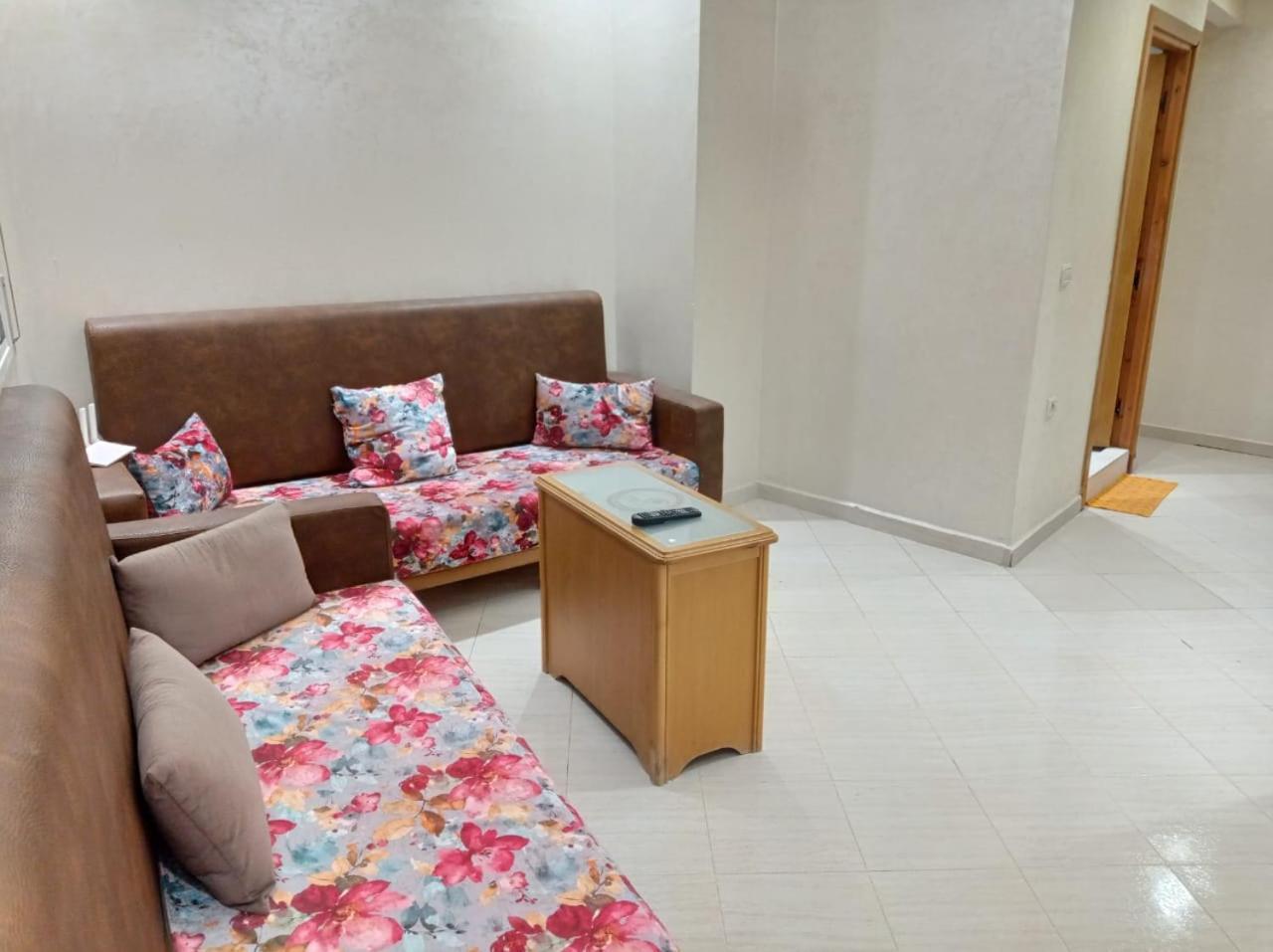 Apparts Proclub Cote Tgv Et Wifi Haute Debut Gratuit Tangier Bagian luar foto